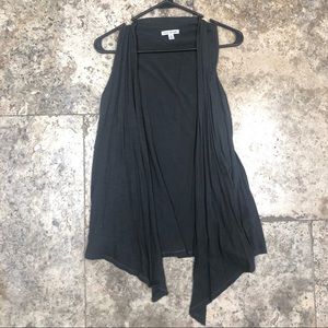 American Eagle - black sleeveless lightweight vest - 100% cotton - womens medium